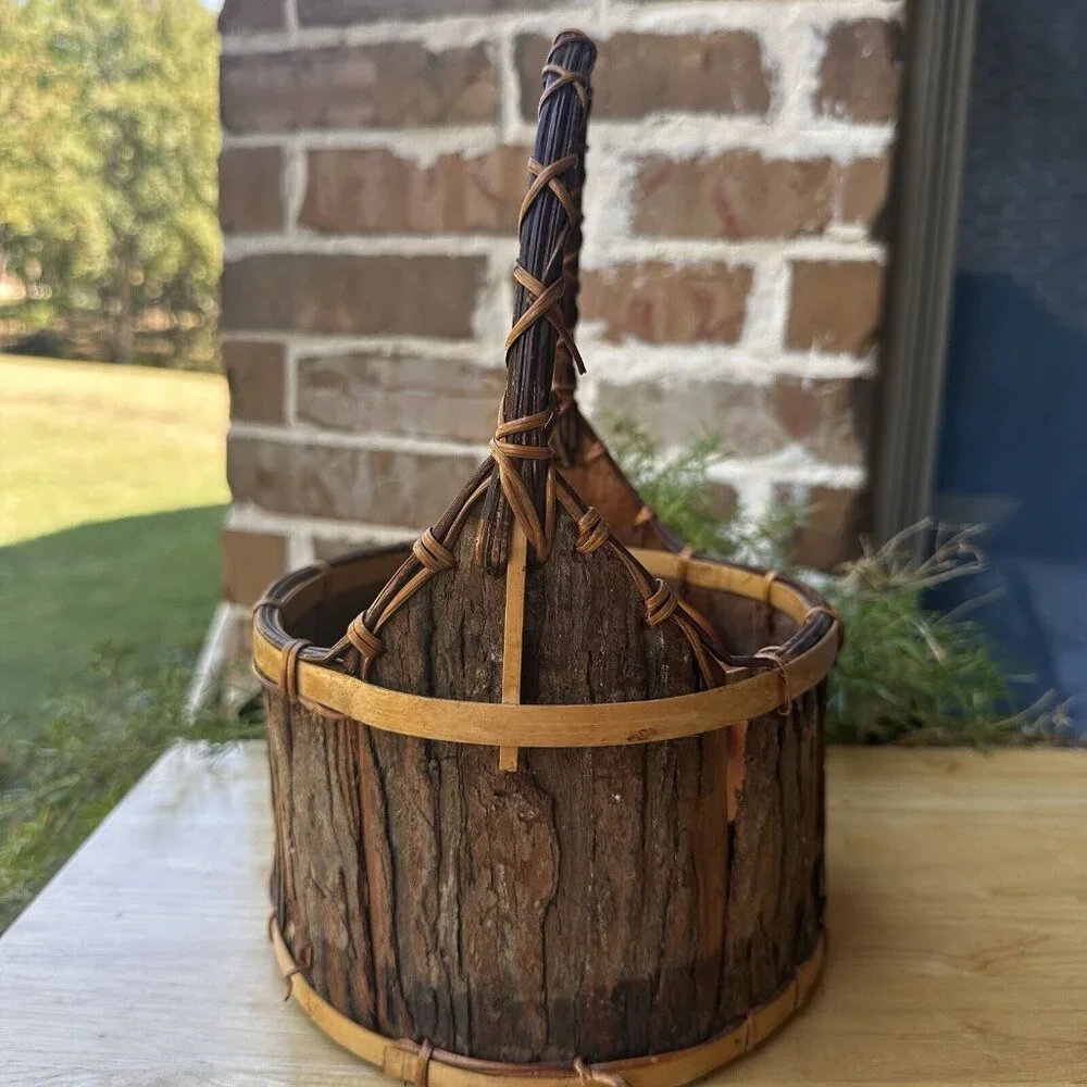 VTG Basket 12 Inch Bark Bent Wood Splint Country Market CottageCore Wooden Fruit